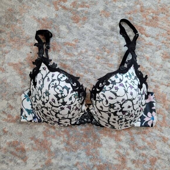 Pleasure State Couture Floral FIligree Bra with Lace Straps - Size 34D - Picture 2 of 6
